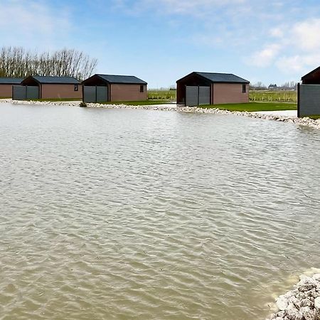 Lakeside Fishing Retreats Old Leake 外观 照片