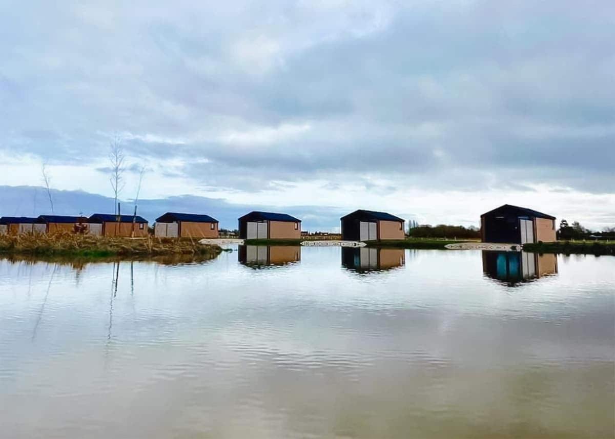 Lakeside Fishing Retreats Old Leake 外观 照片